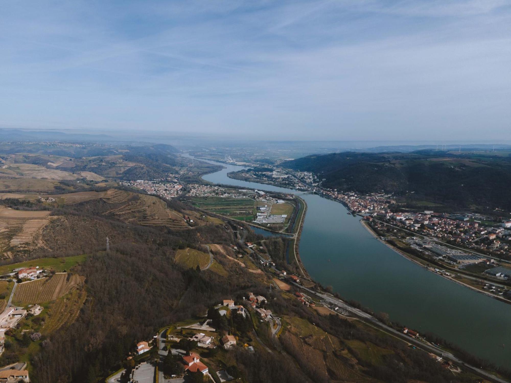 Appartamento GEST-LOC LOCATION MEUBLÉE T3 Le DrômArdèchois - TOURNON SUR RHÔNE - ARDÈCHE Esterno foto